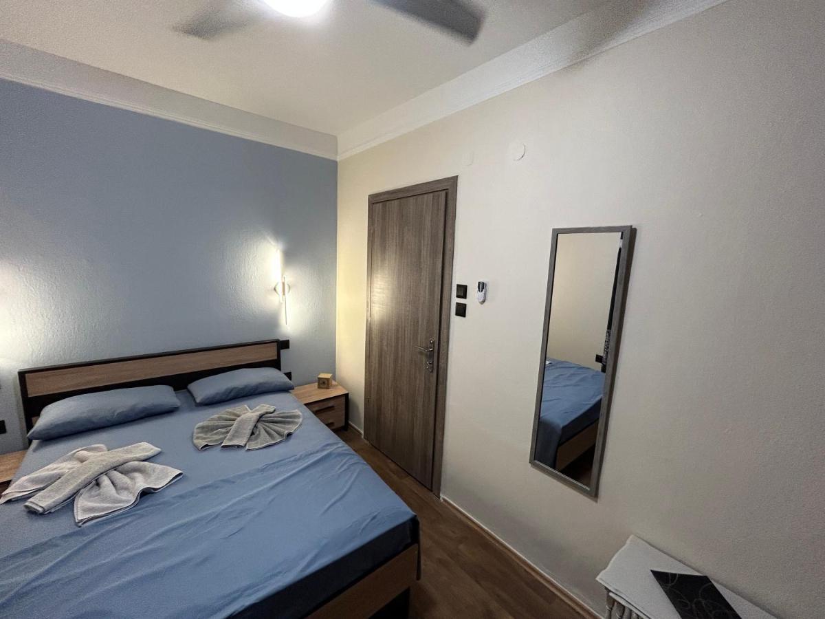 Veras Rooms 7 Salonicco Esterno foto